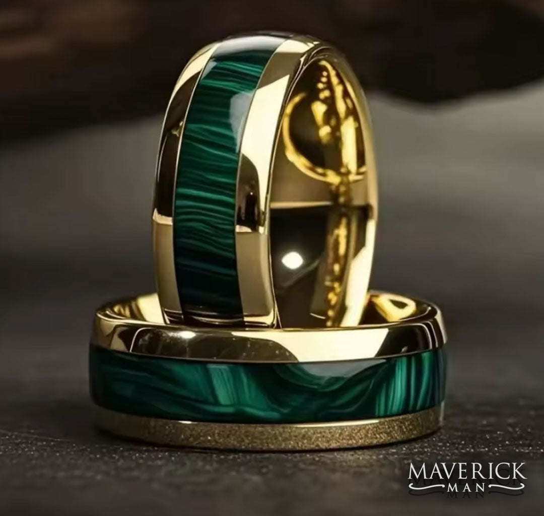 Gold plated stainless steel ring with malachite inlay