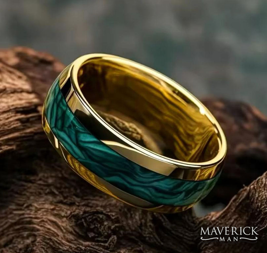 Gold plated stainless steel ring with malachite inlay