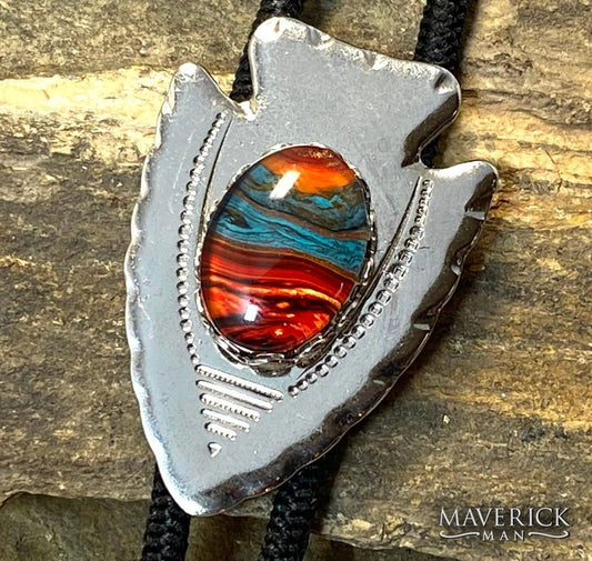 Lightweight silver arrowhead bolo with southwestern stone