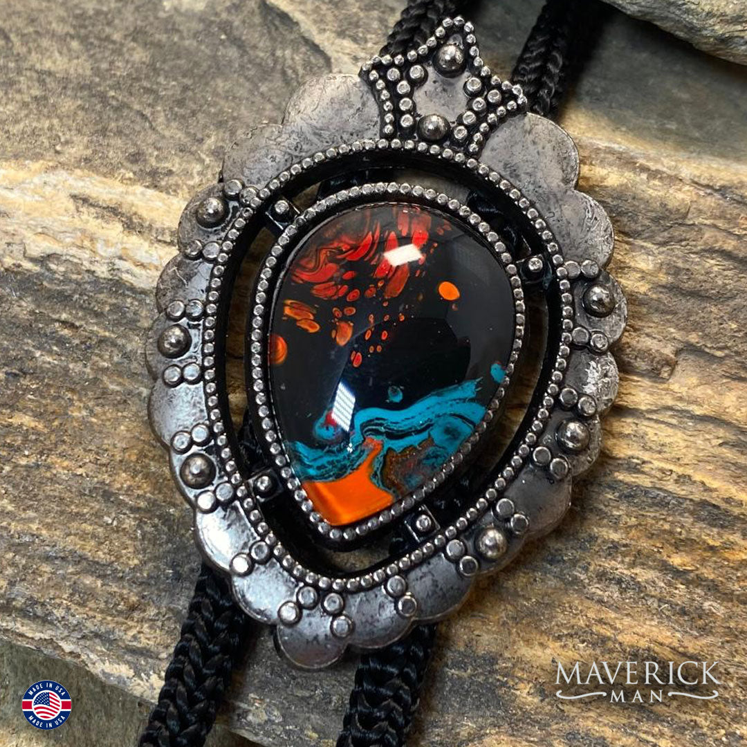 Fabulous southwestern stone in lightweight silver bolo