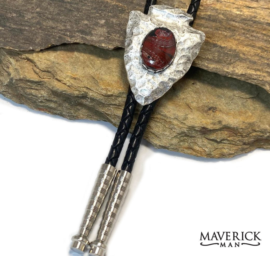 Hammered arrowhead bolo tie