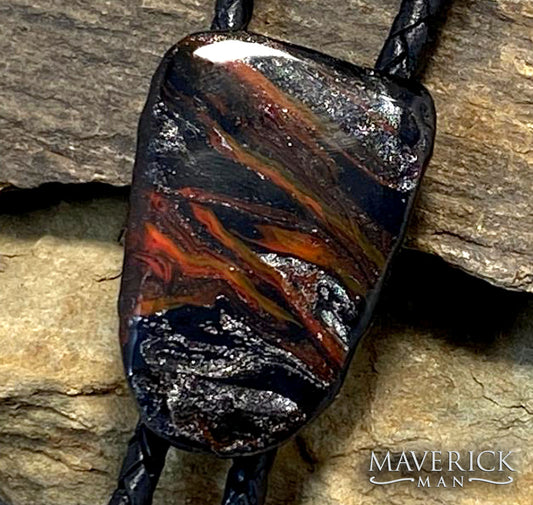 Unusual fox palette on larger bolo made from slate