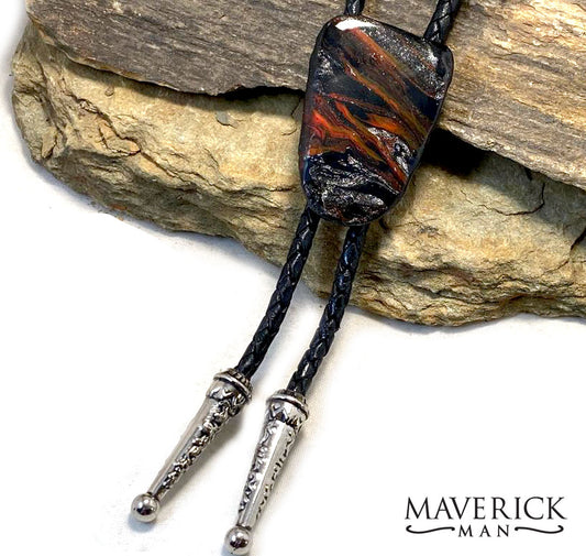 Unusual fox palette on larger bolo made from slate