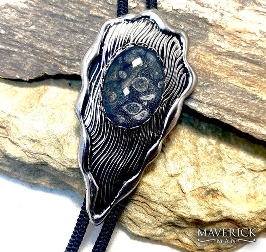 Top-selling black and platinum hand painted stone in our modern feather bolo