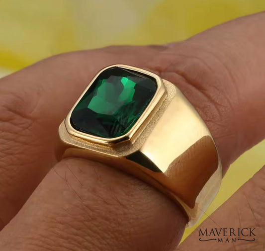 Gold plated stainless steel ring with emerald green stone
