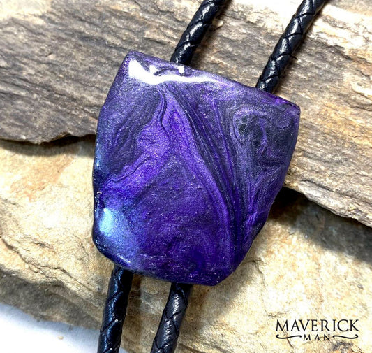 Small hand painted bolo made from slate