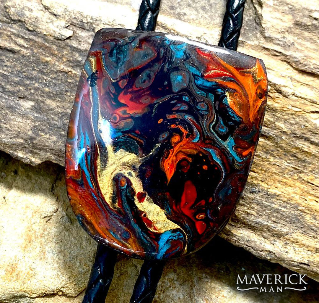 Good-looking bolo made from slate with southwestern colors