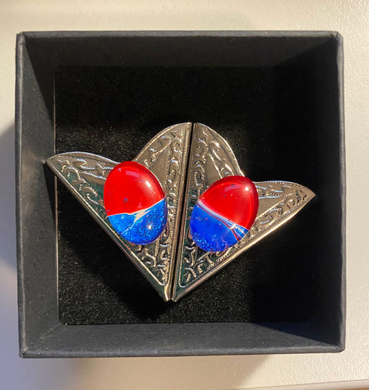 Shiny silver collar tips with our Americana hand painted stones