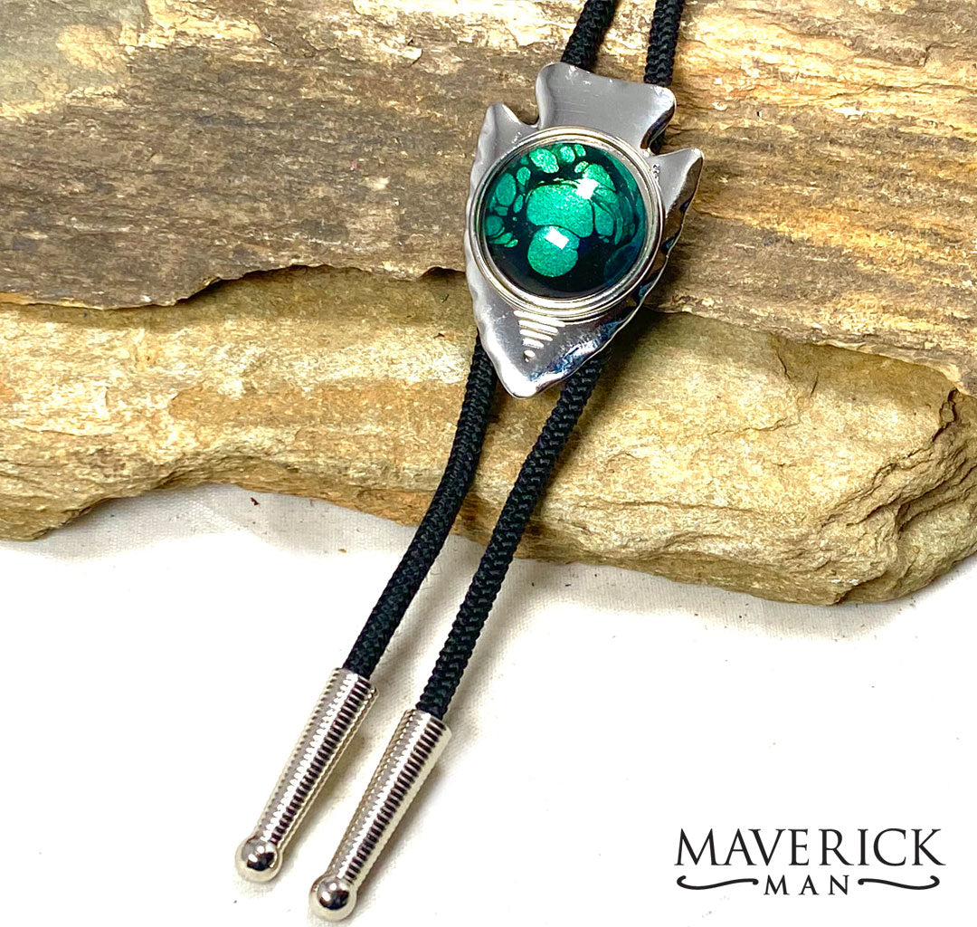Silver arrowhead bolo with green and black hand painted stone