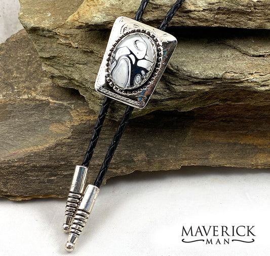 Handsome silver bolo with hand painted black and white stone